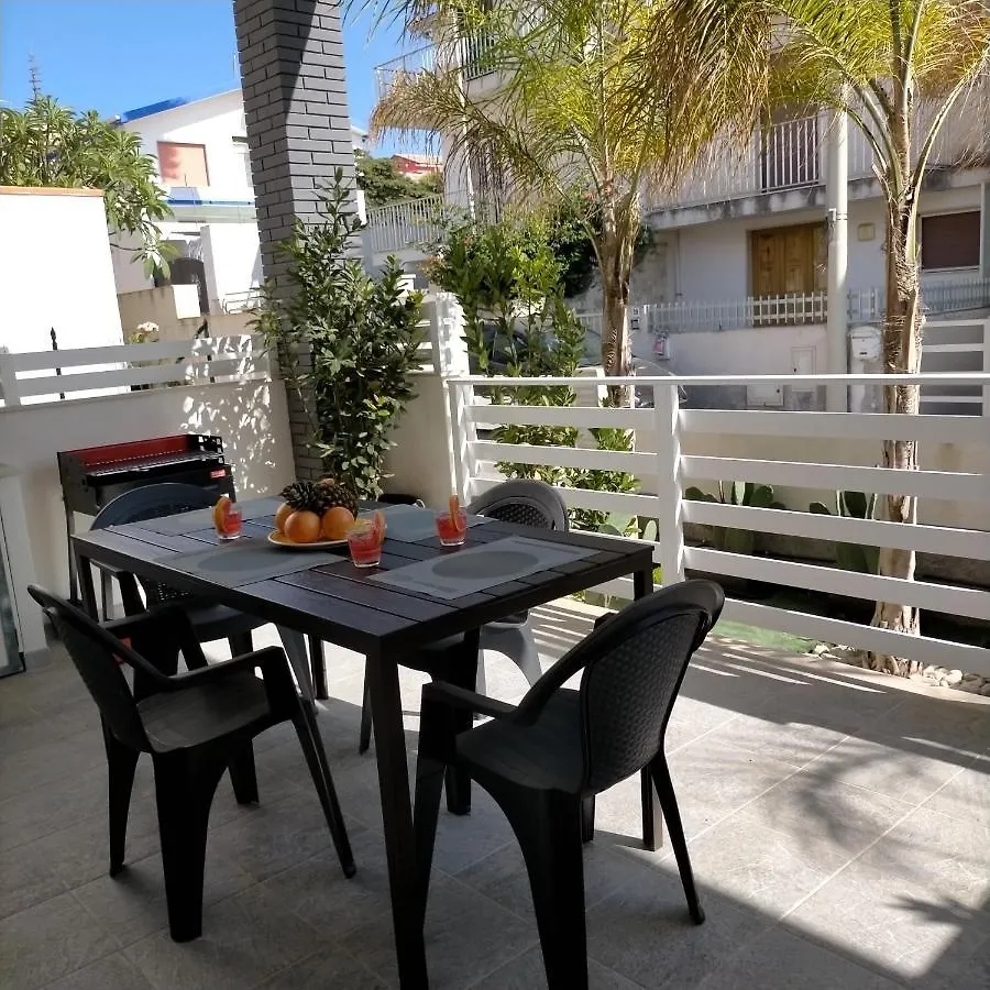 Holiday home Casa Vacanze Samuel Beach Cava d'Aliga Italy