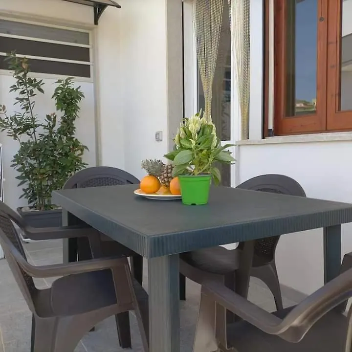 Casa Vacanze Samuel Beach Cava dʼAliga Italia